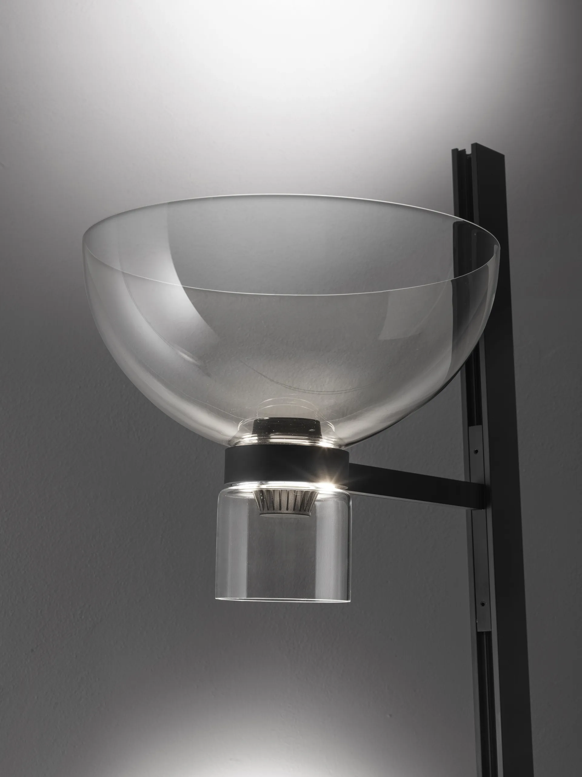 Nocturne F1 Bowl floor lamp - black,  Flos