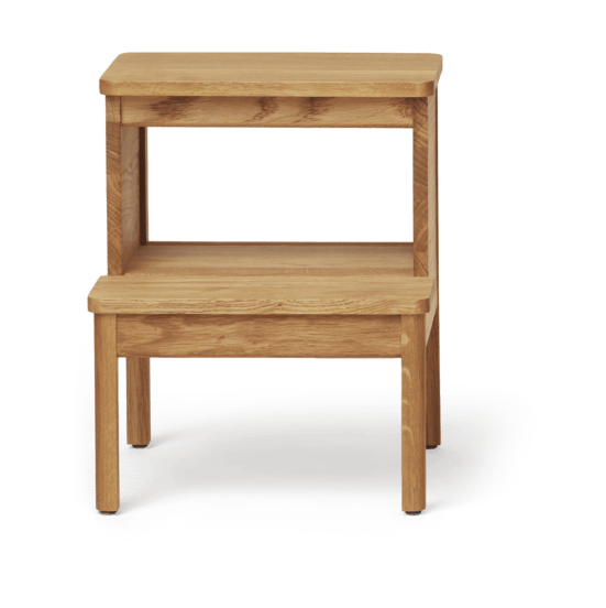 A line step stool - Oak - Form & Refine