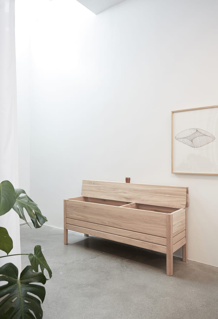 A Line storage bench 111 cm, White oak Form & Refine