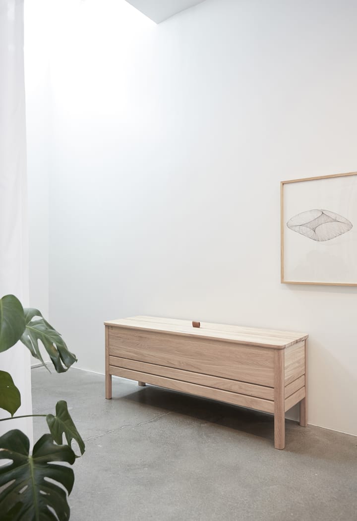 A Line storage bench 111 cm, White oak Form & Refine