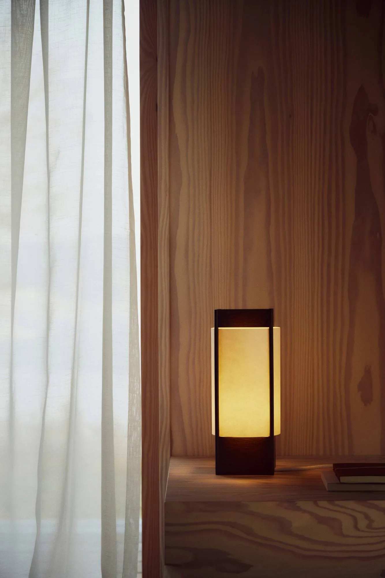 Andon table lamp, Ash, 32 cm Form & Refine