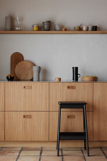 Angle Standard bar stool 65 cm - Black - Form & Refine