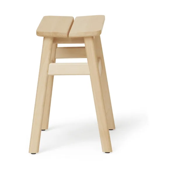 Angle Standard round stool 45 cm, Beech, Ø32x46 cm Form & Refine