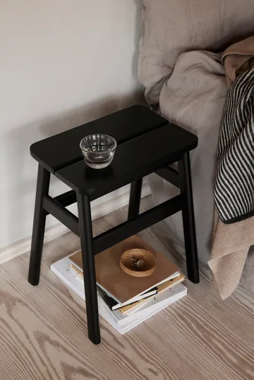 Angle Standard round stool 45 cm - Black, Ø32x46 cm - Form & Refine