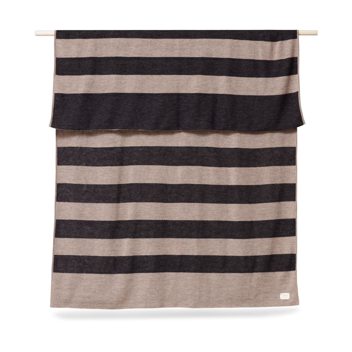 Form & Refine Aymara blanket 130x190 cm Ribbon Beige-black