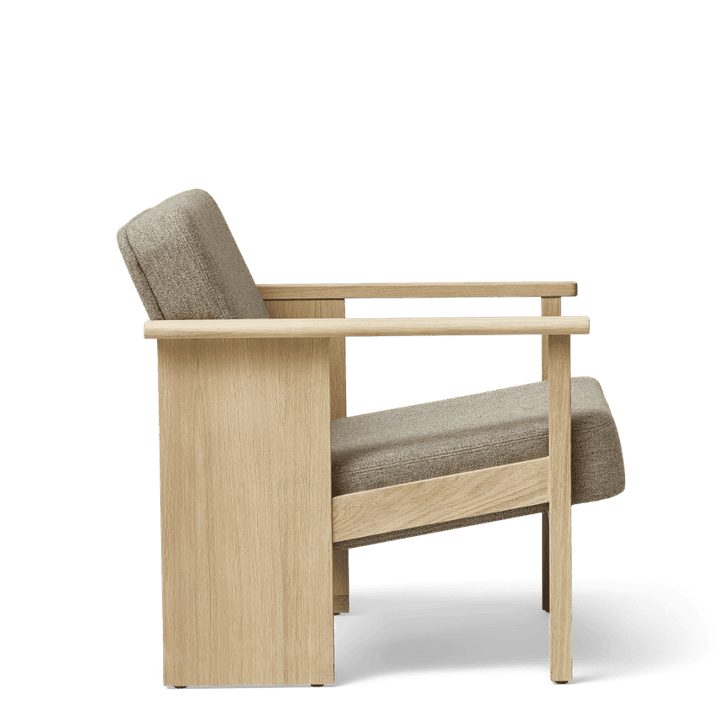 Block lounge chair, White oak-Hallingdal 65-0227 Form & Refine