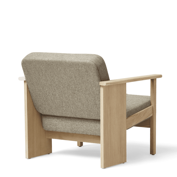 Block lounge chair, White oak-Hallingdal 65-0227 Form & Refine