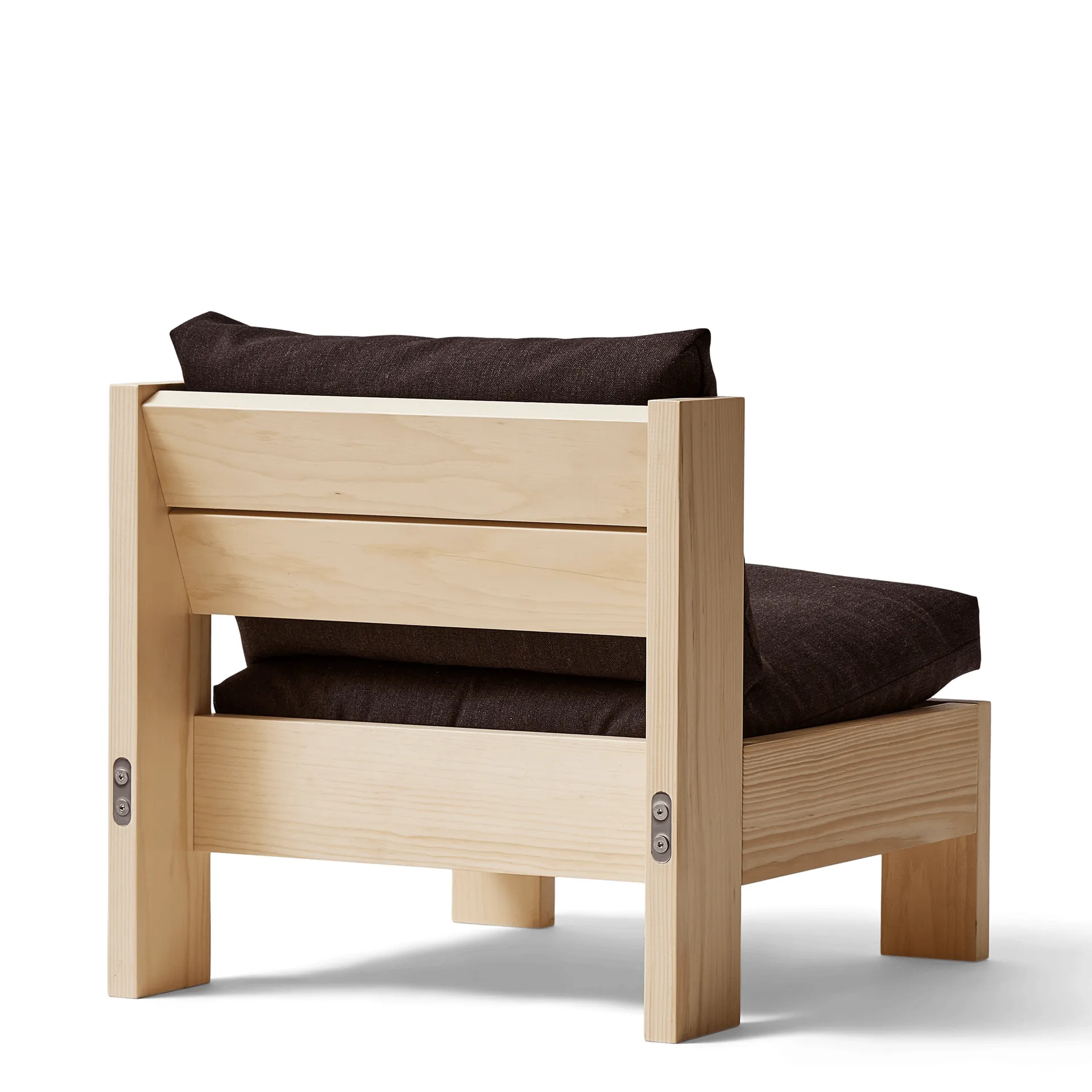 Icon lounge chair, Technicolor 0370-pine Form & Refine