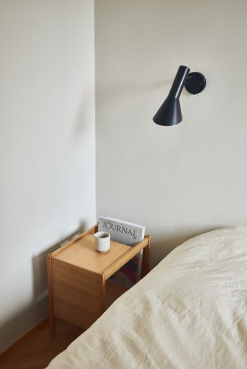 Journal side table 29x43 cm - Oak - Form & Refine