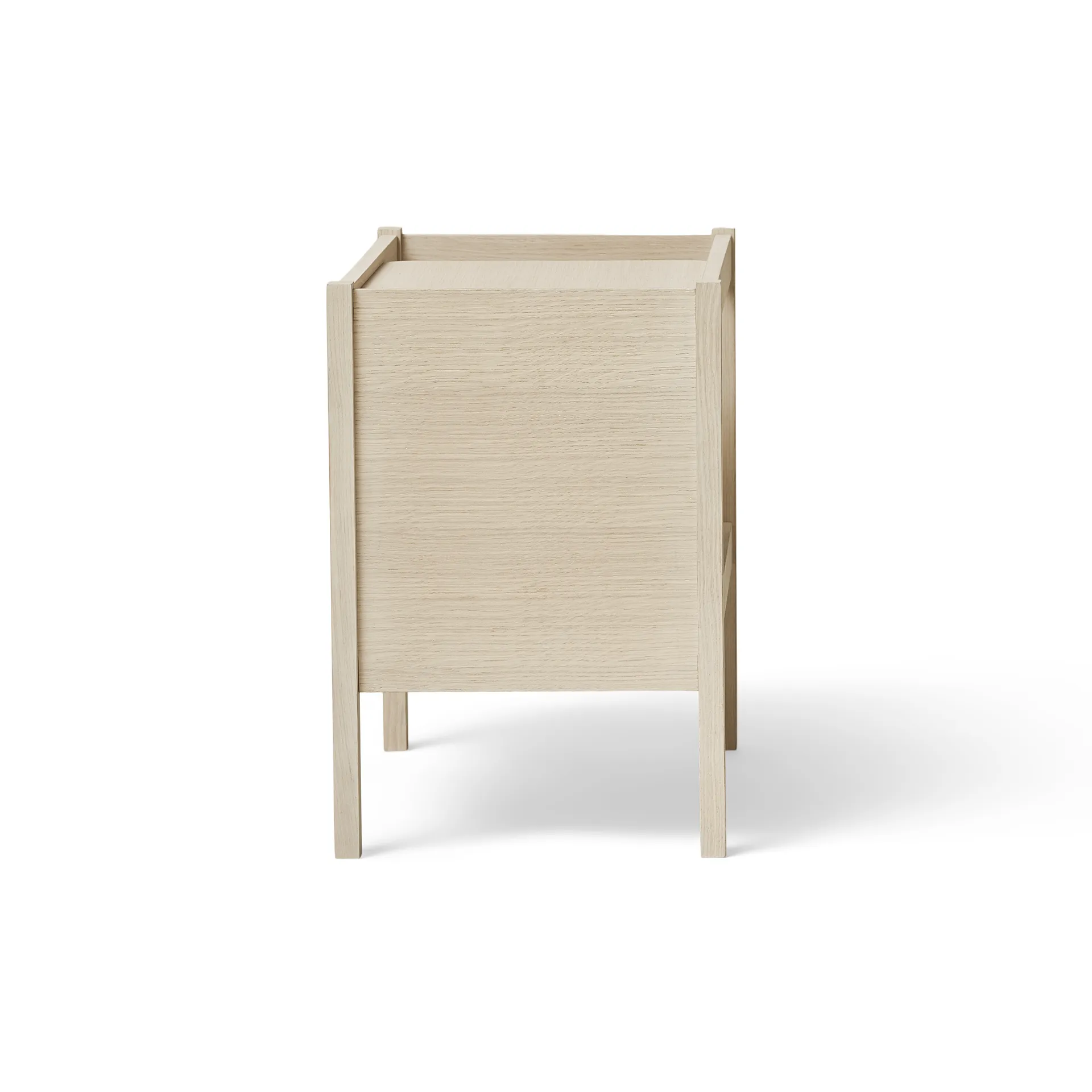 Journal side table 29x43 cm, White oak Form & Refine