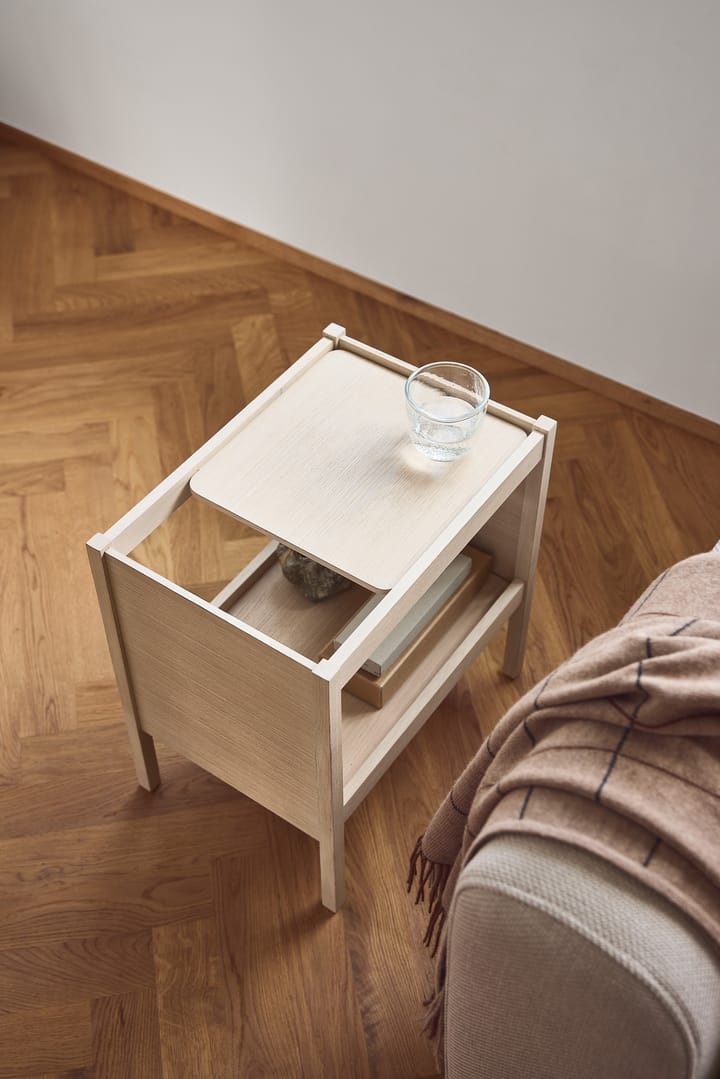 Journal side table 29x43 cm, White oak Form & Refine