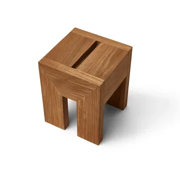 Monolith side table - Oak, 29x29x36 cm - Form & Refine