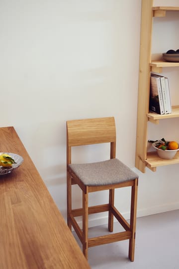 Sonder barstool 65 cm - Oak-Hallingdal 65-0227 - Form & Refine