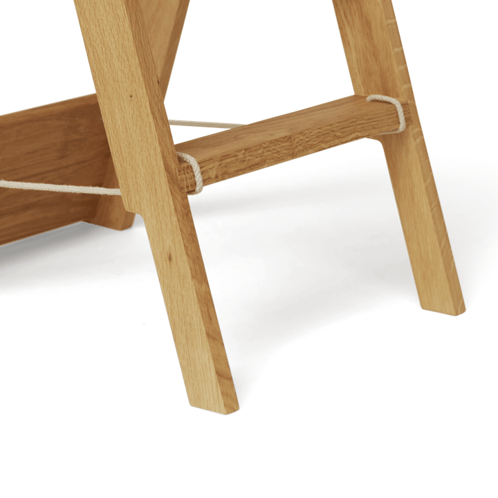 Step by Step ladder, Oak Form & Refine
