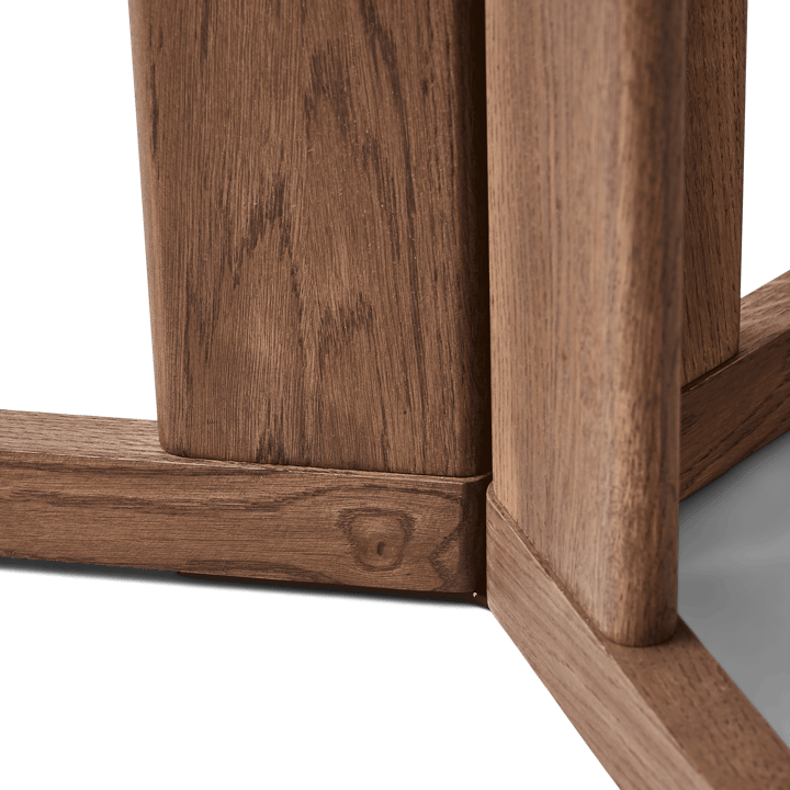 Trefoil dining table Ø75 cm, Smoked oak Form & Refine