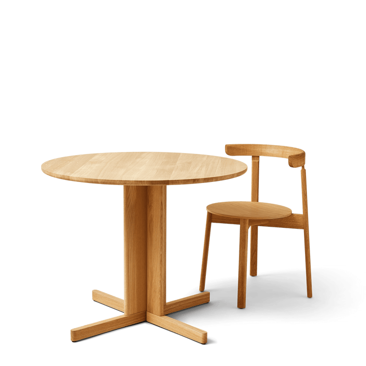 Trefoil dining table Ø90 cm, Oak Form & Refine