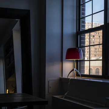 Lumiere Grande Dimmable table lamp - White, black chrome - Foscarini