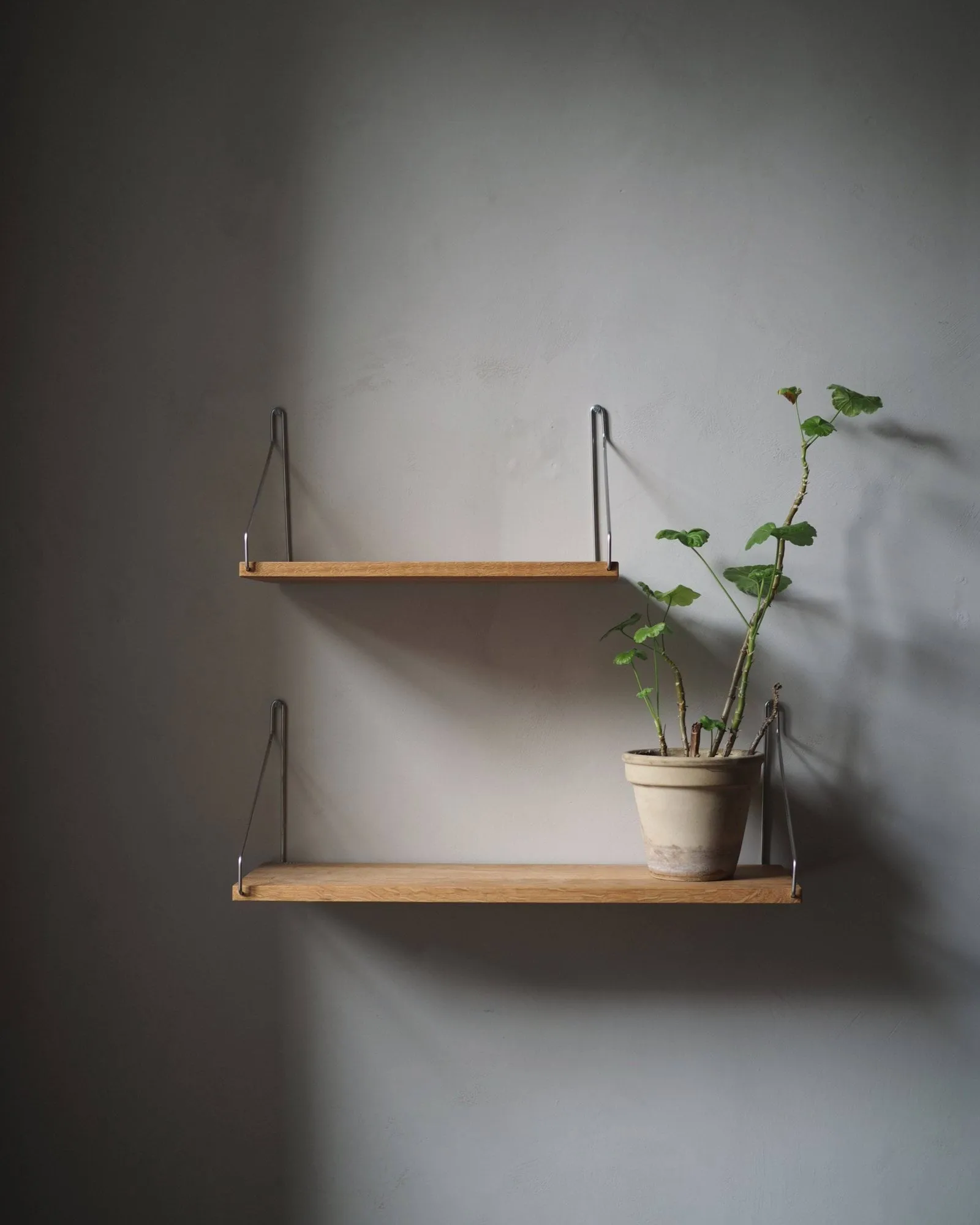 Single Shelf wall shelf, Oak-stainless steel, 40x20 cm FRAMA