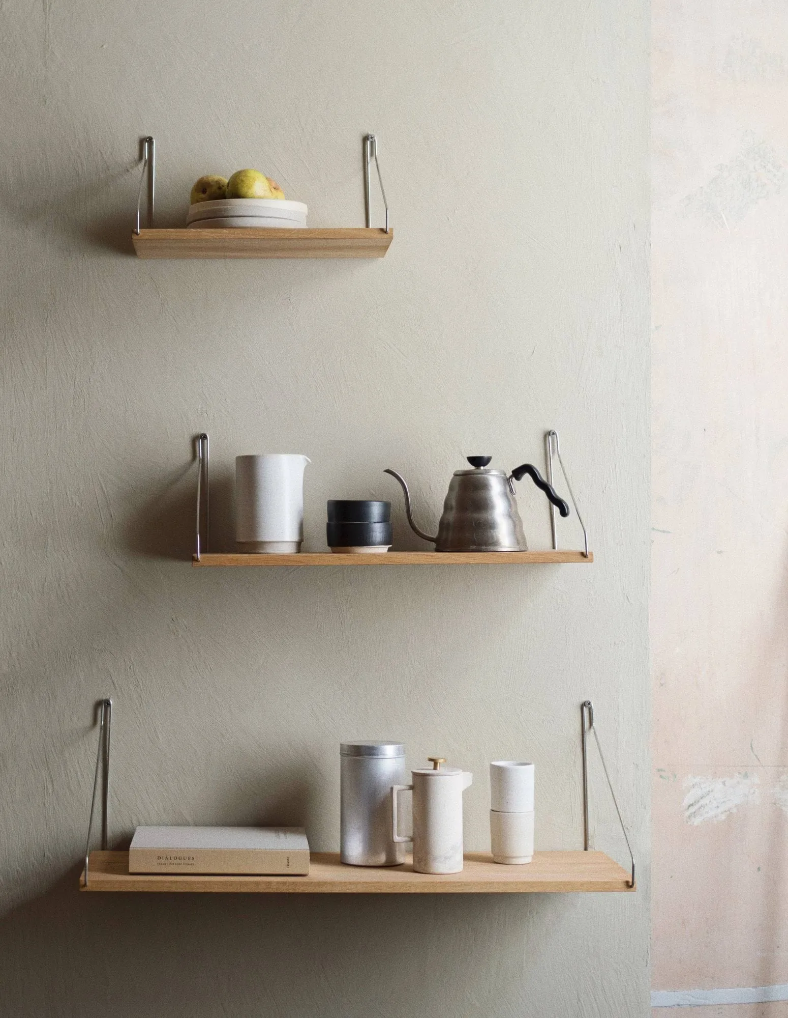 Single Shelf wall shelf, Oak-stainless steel, 60x20 cm FRAMA