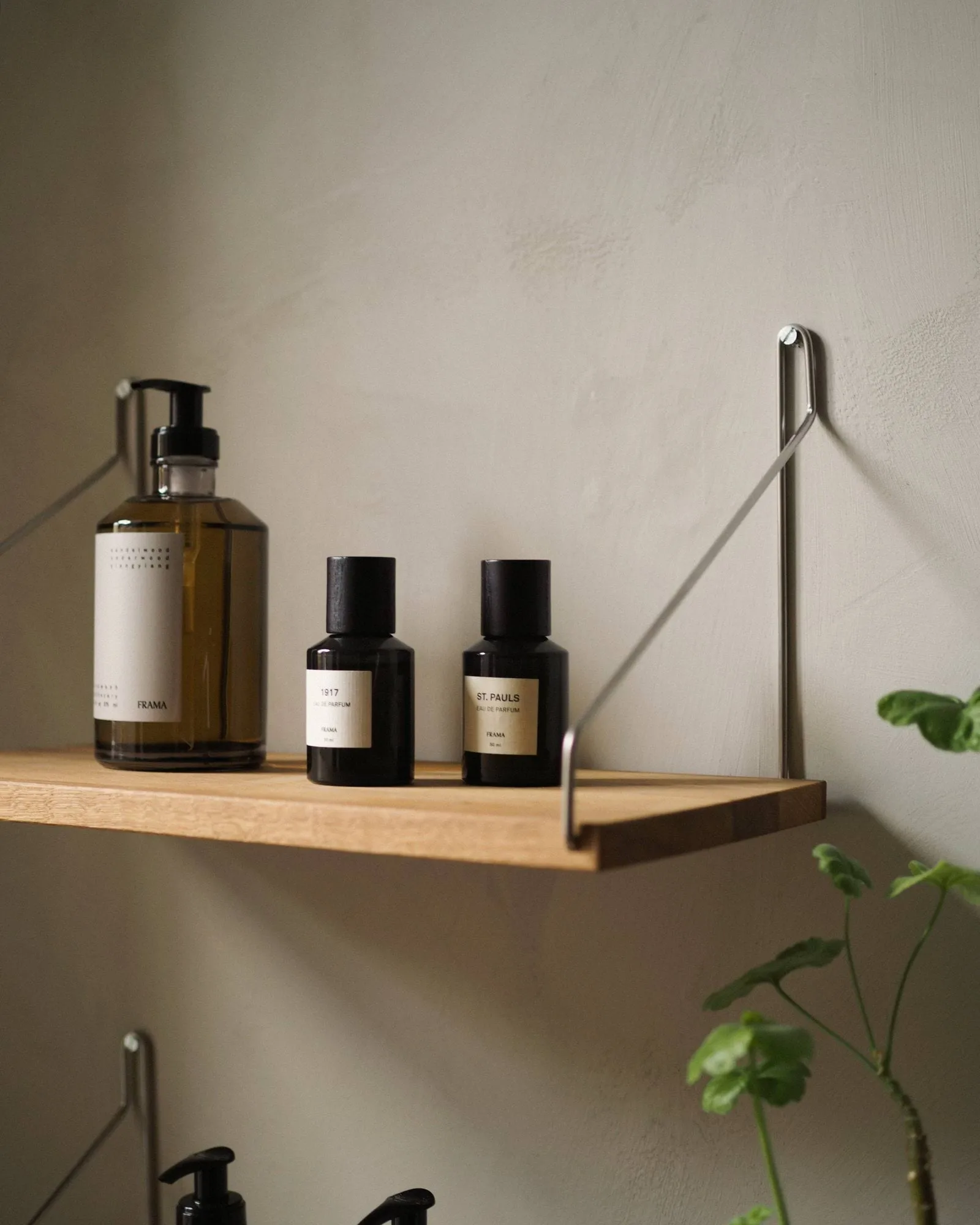 Single Shelf wall shelf, Oak-stainless steel, 80x20 cm FRAMA