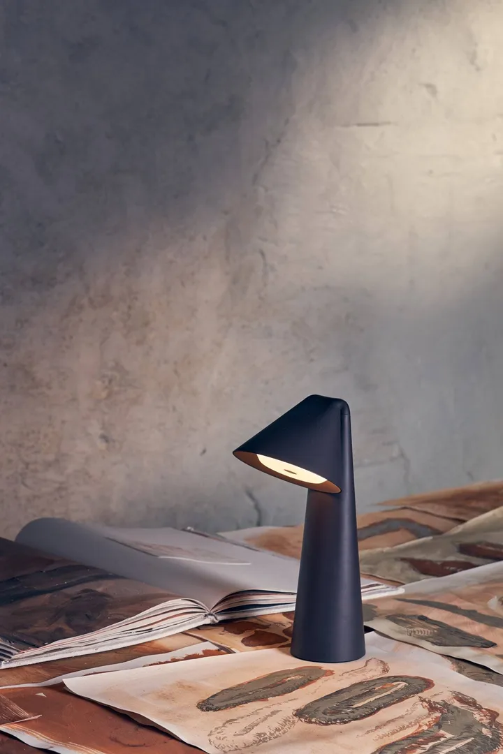 Ami portable table lamp - Chocolate clay, 31.6 cm - Frandsen