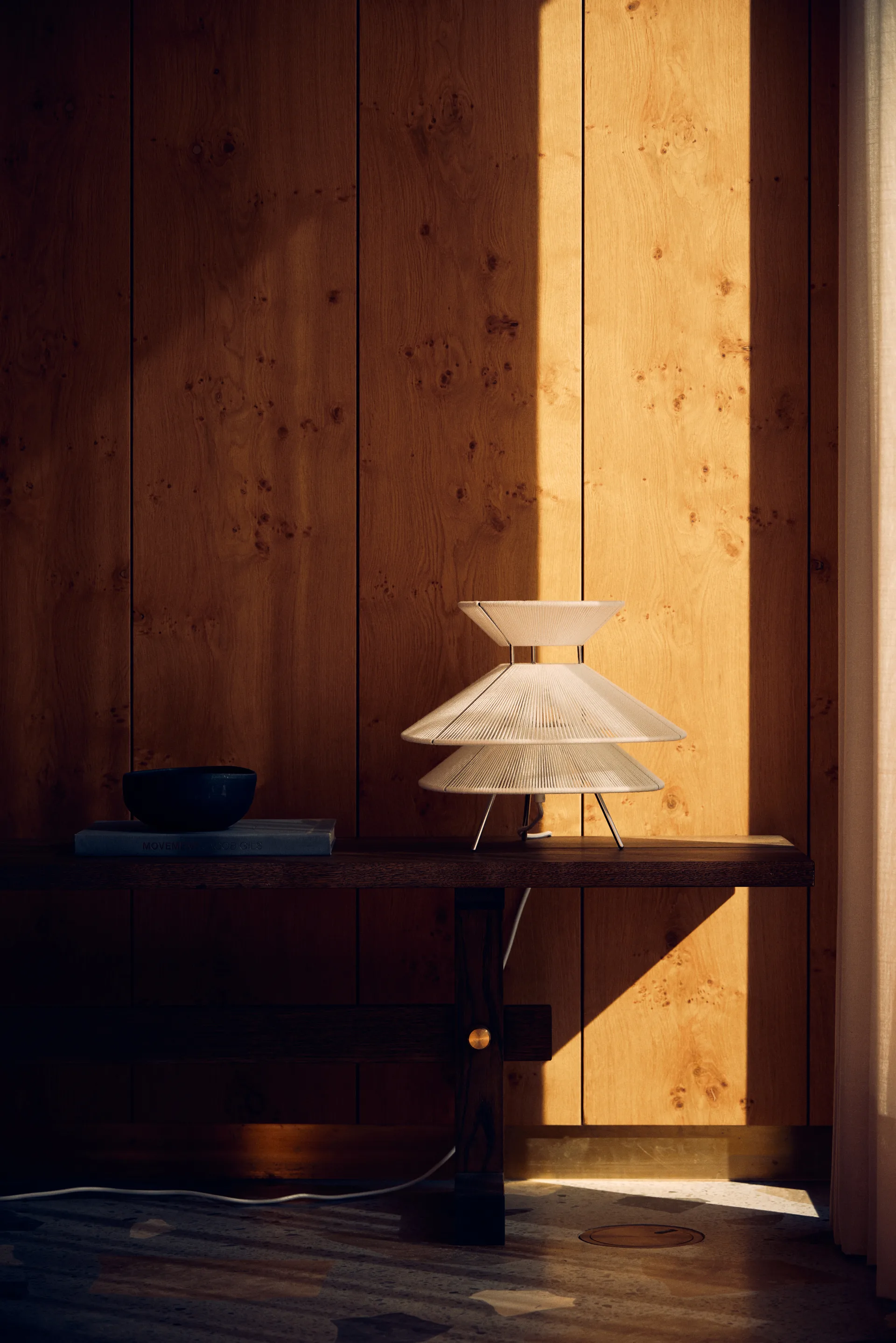 Kiku table lamp Ø35.5 cm, White Frandsen