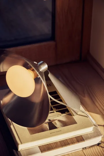 Peel table lamp - Brushed stainless steel - Frandsen