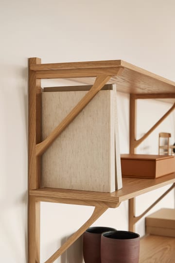 BM29 shelf 149x61 cm - Oak lacquer - Fredericia Furniture