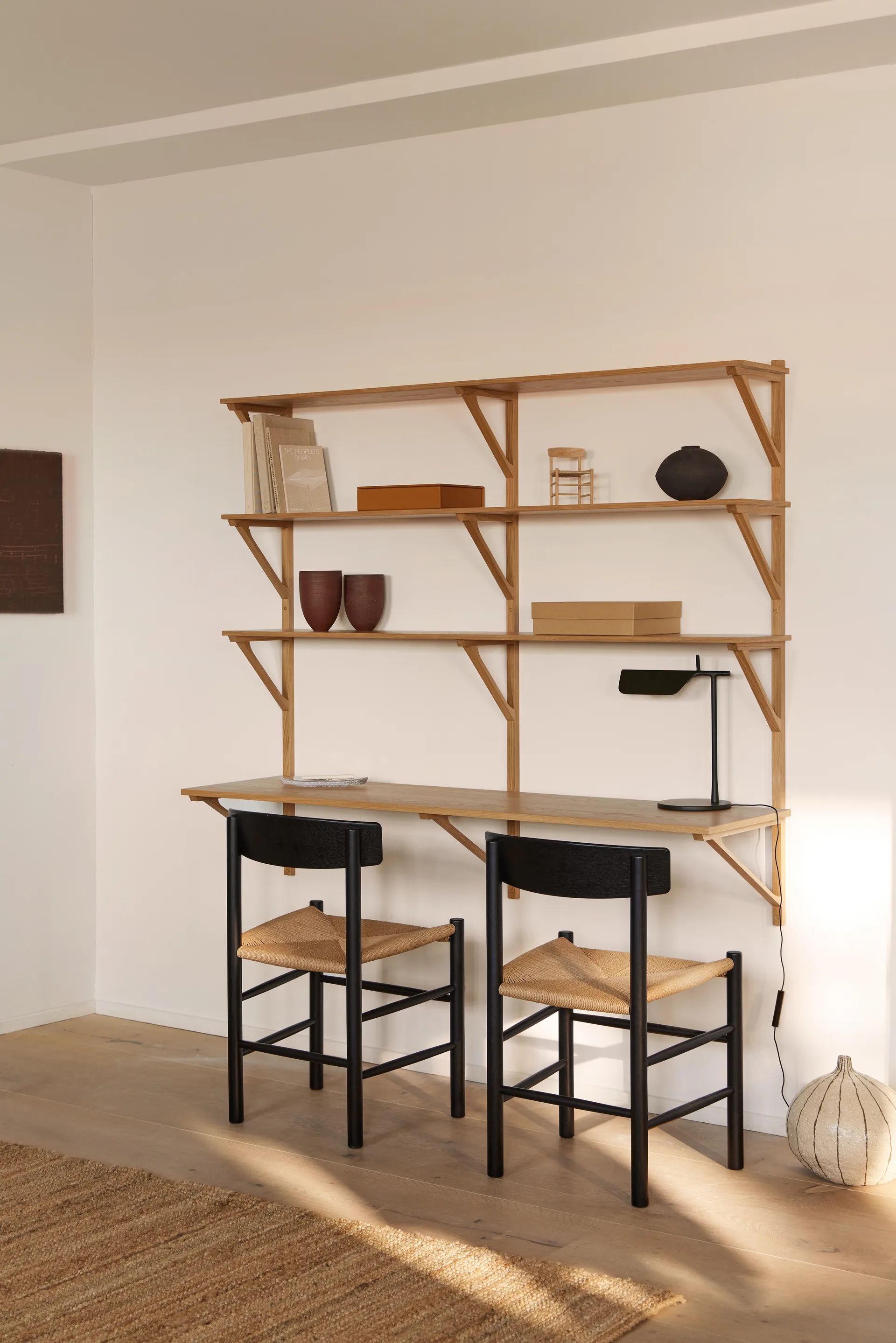 BM29 shelf with desk 149x134 cm, Oak lacquer Fredericia Furniture