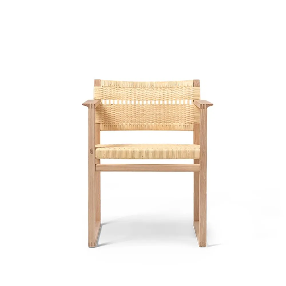 BM62 armchair, Wicker lacquered oak frame Fredericia Furniture