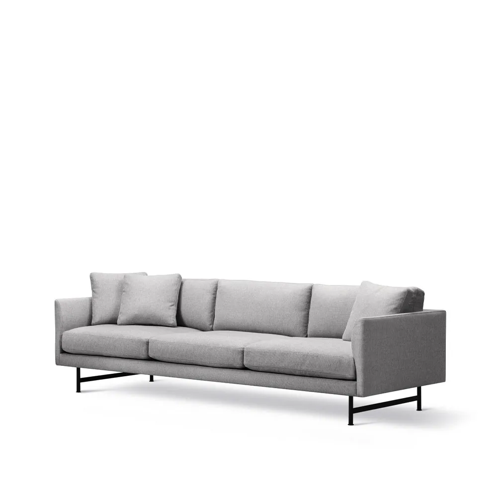 Calmo 5623 sofa, Sunniva 242-black steel Fredericia Furniture