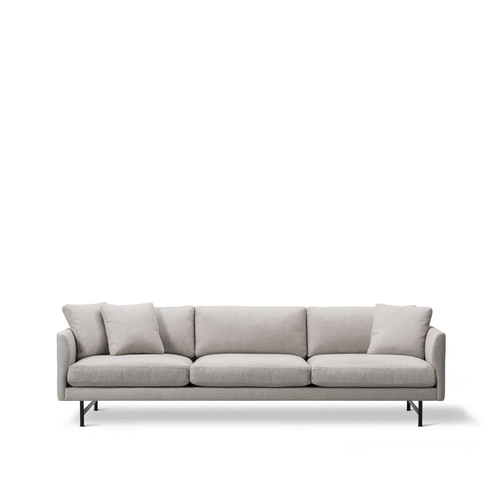Calmo 5623 sofa, Sunniva 717-black steel Fredericia Furniture