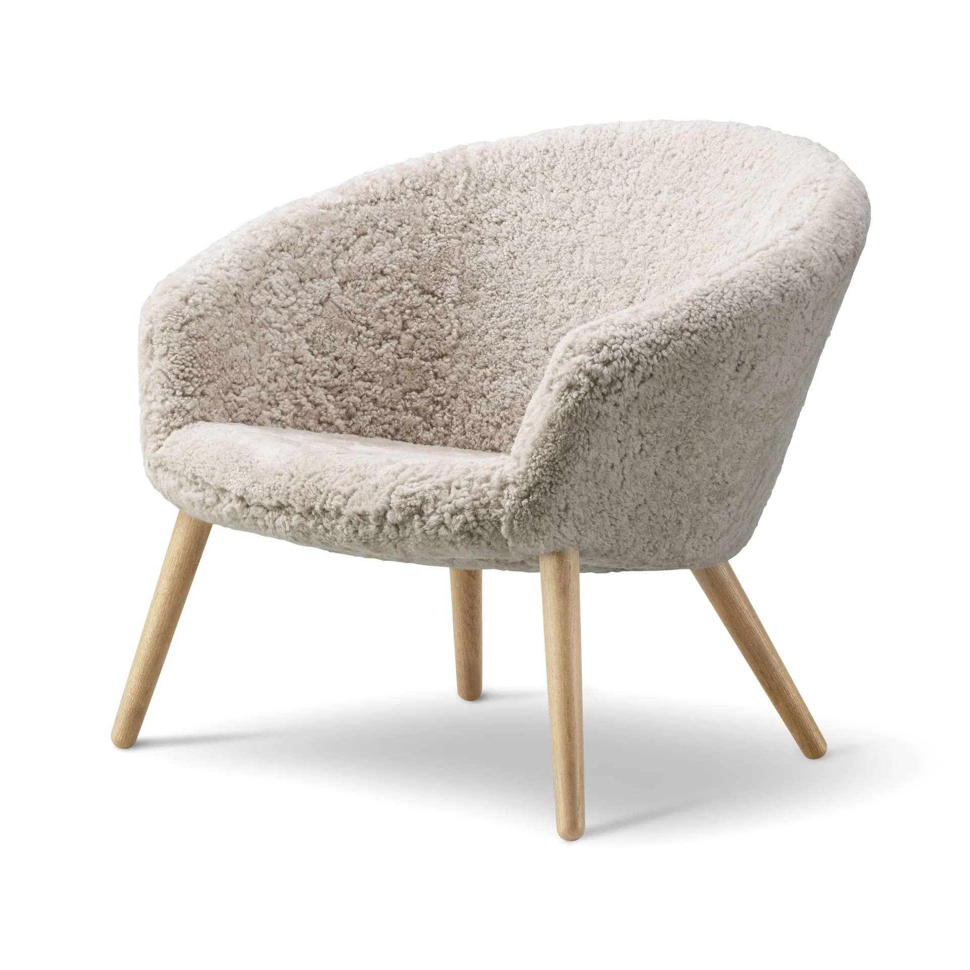 Ditzel lounge armchair sheepskin, Moonlight-oak Fredericia Furniture