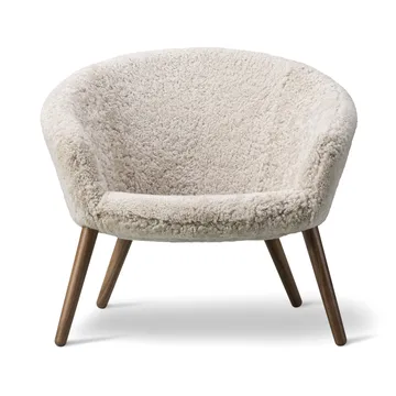 Ditzel lounge armchair sheepskin - Moonlight-walnut - Fredericia Furniture