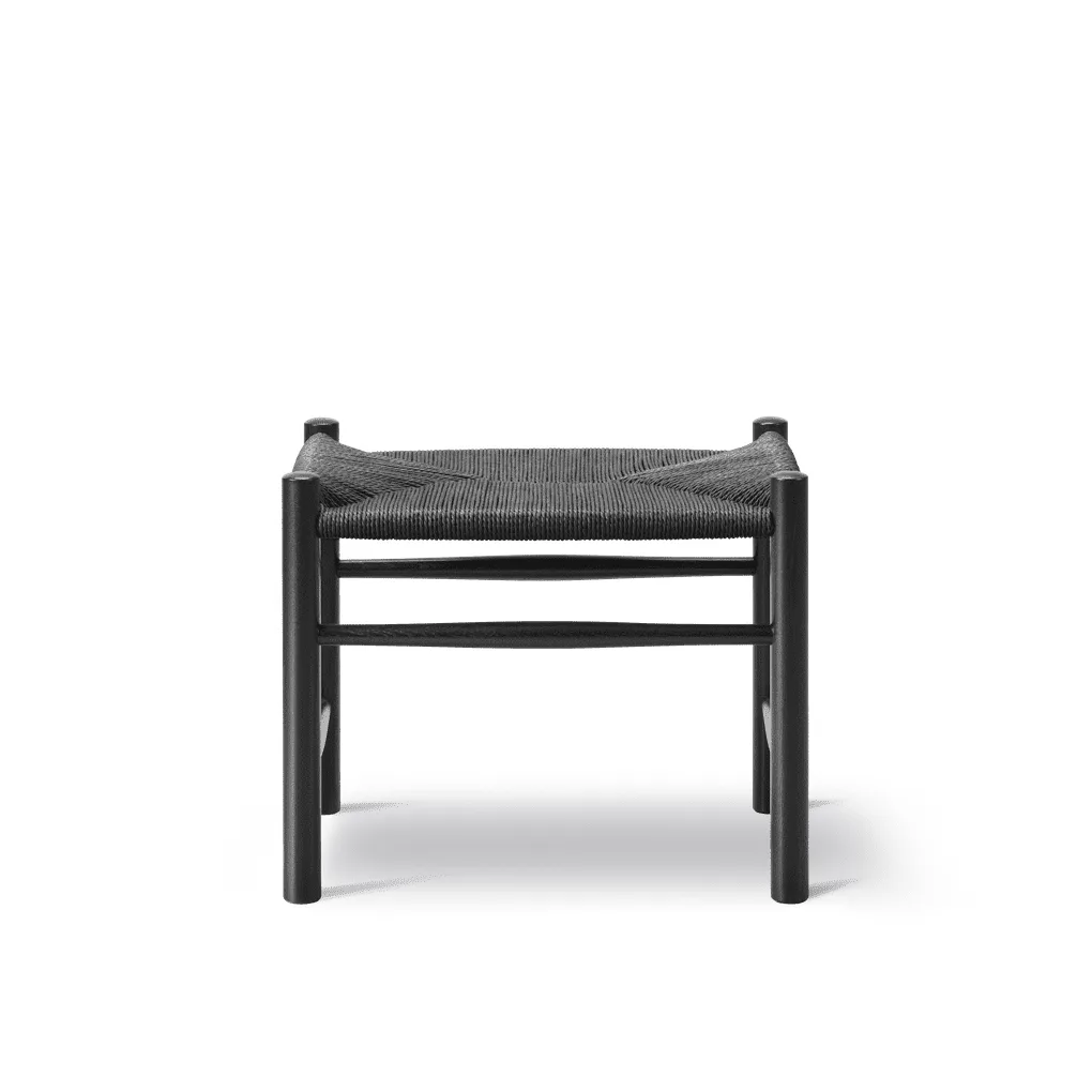 J16 stool, Black-black lacquered oak Fredericia Furniture