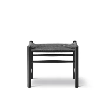 J16 stool - Black-black lacquered oak - Fredericia Furniture