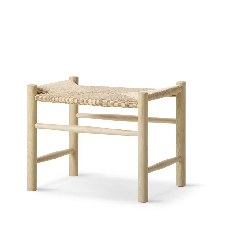 J16 stool, Natural soap oiled oak Fredericia Furniture