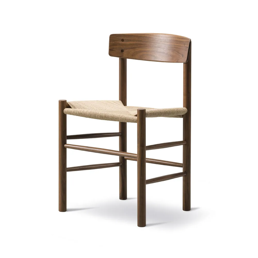 J39 chair, Oiled walnut-braided natural Fredericia Furniture
