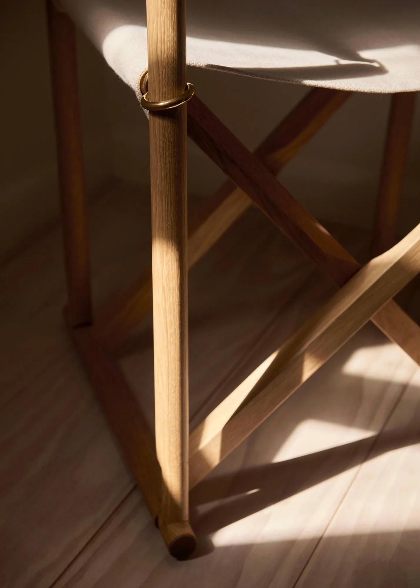 MK16 Folding Chair chair, Off white-oiled oak Fredericia Furniture