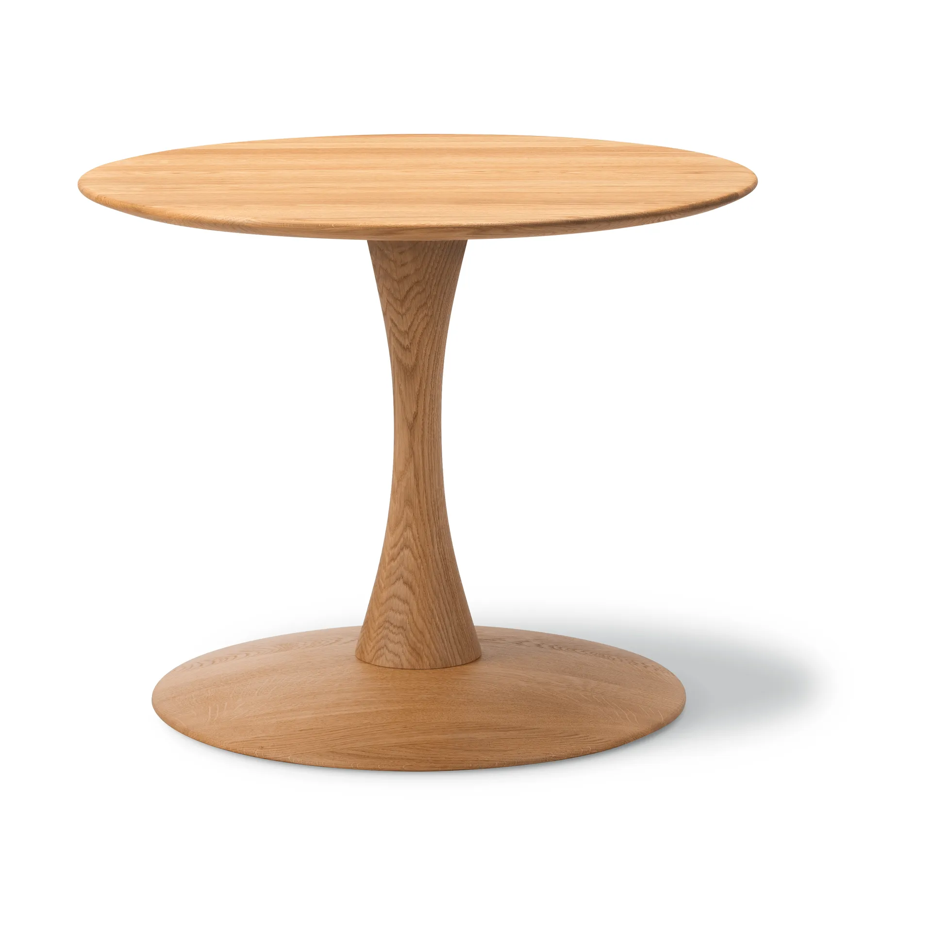 ND104 Trisse coffee table, Oiled oak, Ø68x48 cm Fredericia Furniture