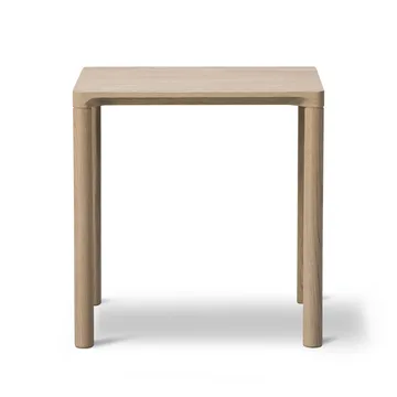 Piloti 6705 side table - Lacquered oak-height 35 cm - Fredericia Furniture