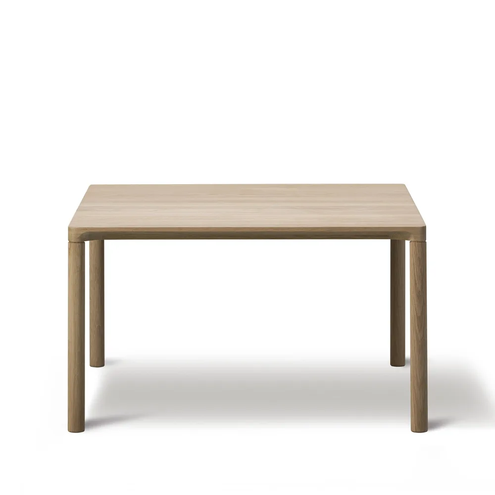Piloti 6725 side table, Light oiled oak-height 35 cm Fredericia Furniture