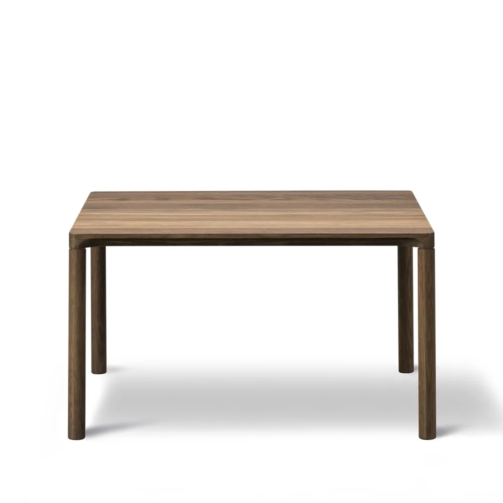 Piloti 6725 side table, Smoked oak-height 41 cm Fredericia Furniture