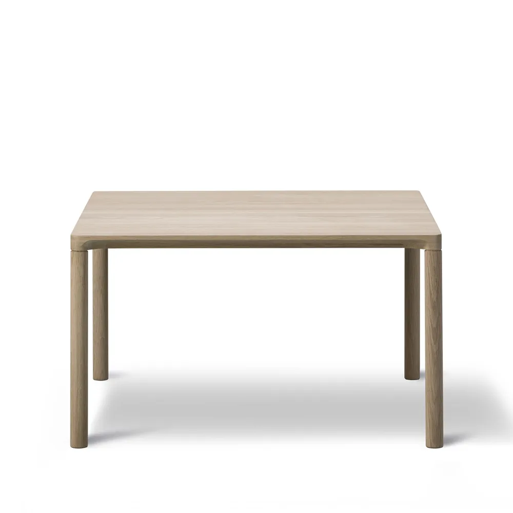 Piloti 6725 side table, Soaped oak-height 35 cm Fredericia Furniture
