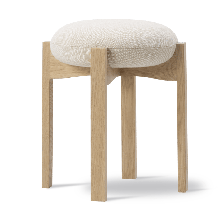 Pioneer low stool - Hallingdal 200-lacquered oak - Fredericia Furniture