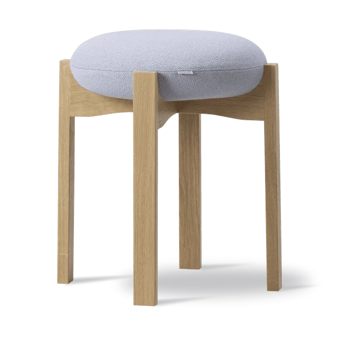 Pioneer low stool, Vidar 723-lacquered oak Fredericia Furniture