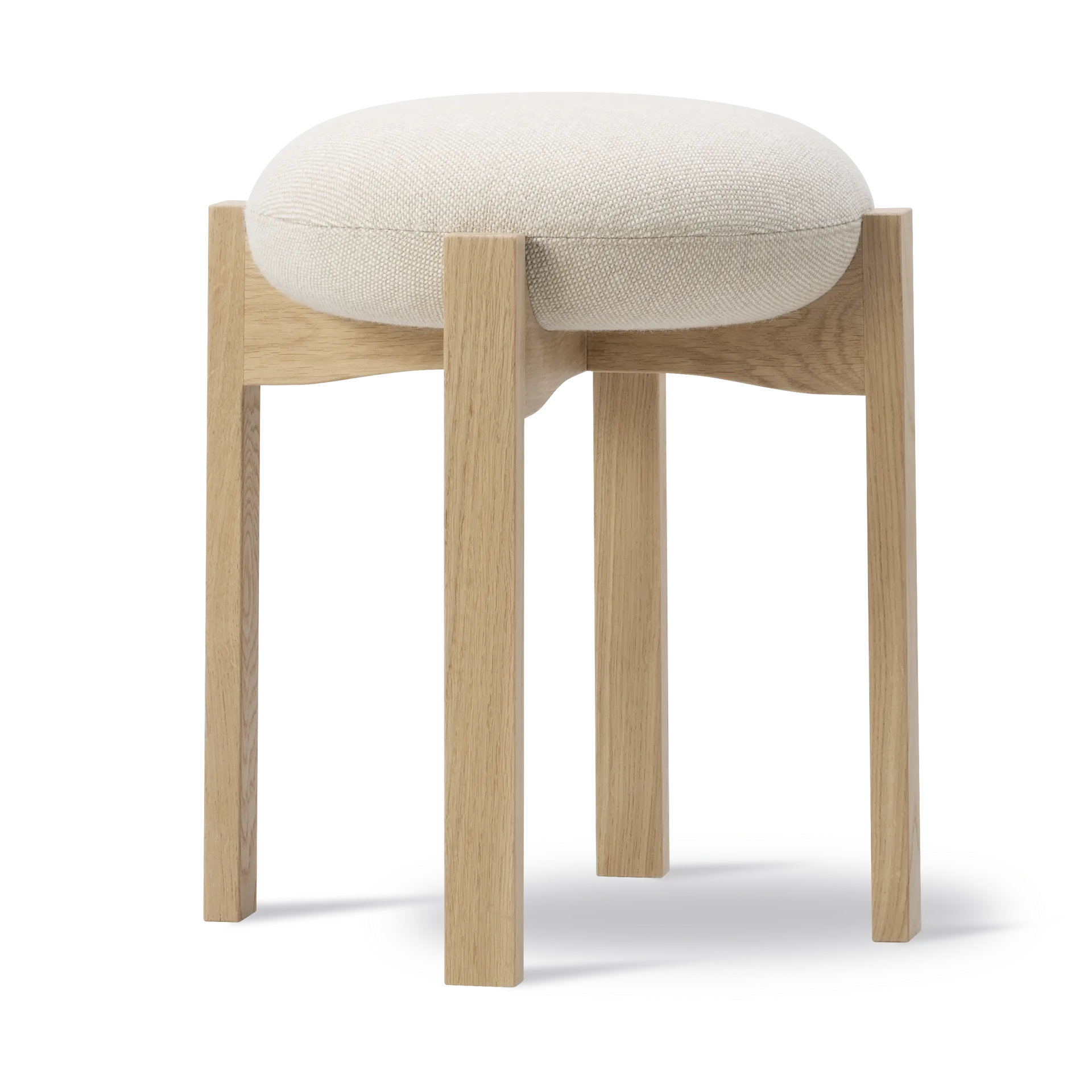 Pioneer round stool low, Hallingdal 200-lacquered oak Fredericia Furniture