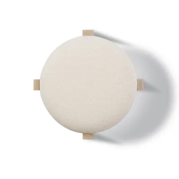 Pioneer round stool low - Hallingdal 200-lacquered oak - Fredericia Furniture