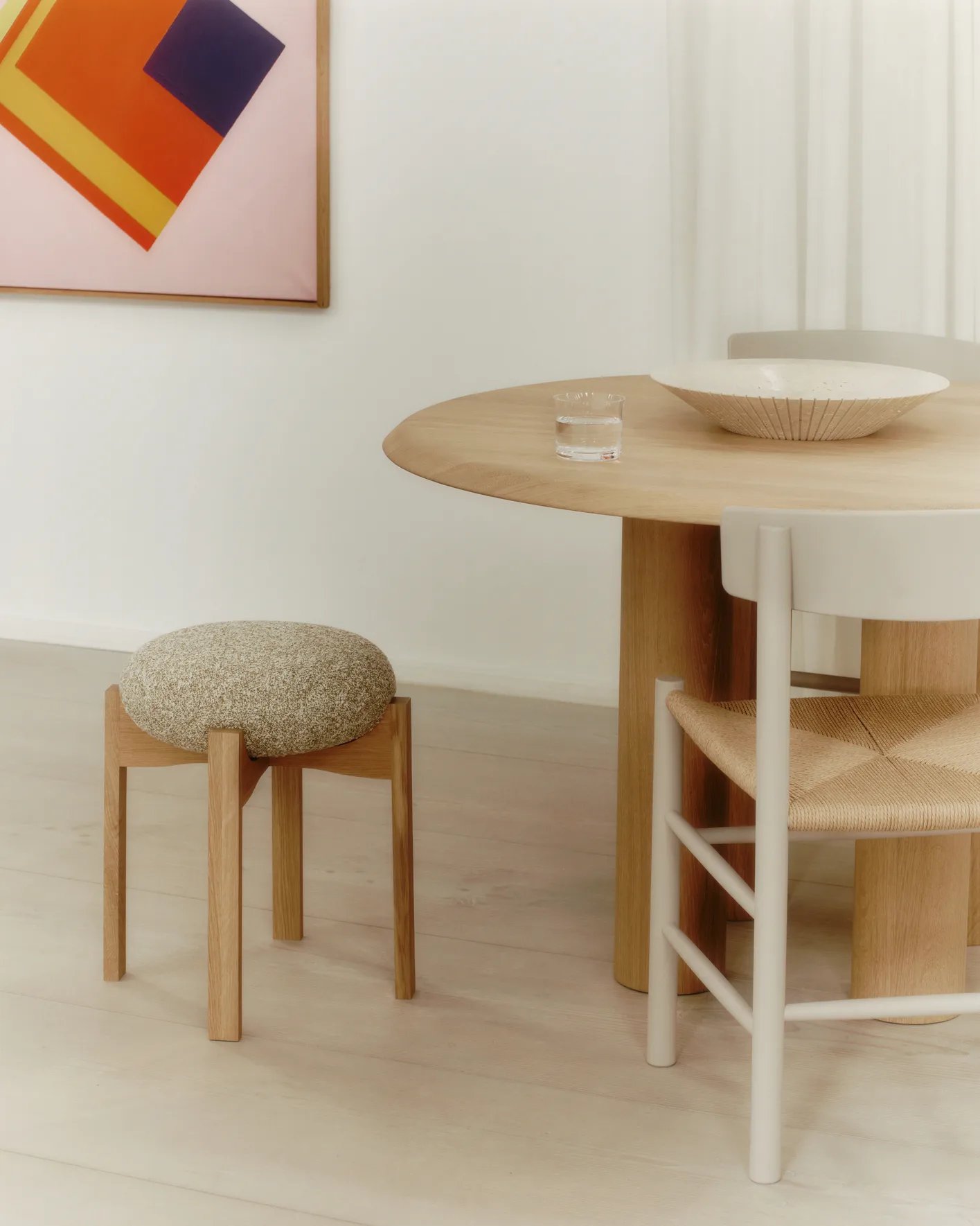 Pioneer round stool low, Zero 0001-lacquered oak Fredericia Furniture