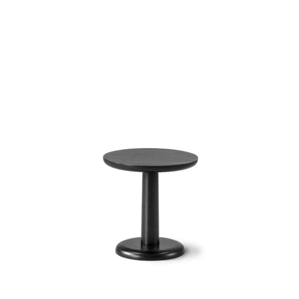 Fredericia Furniture Pon side table Black lacquered oak, o35 cm